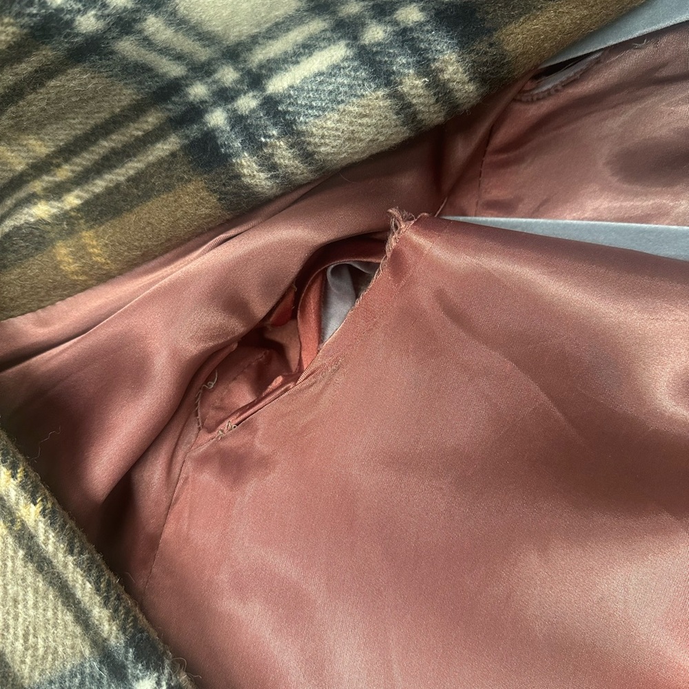Woman’s Plaid Brown Fur Collar Coat - Picture 7 of 11